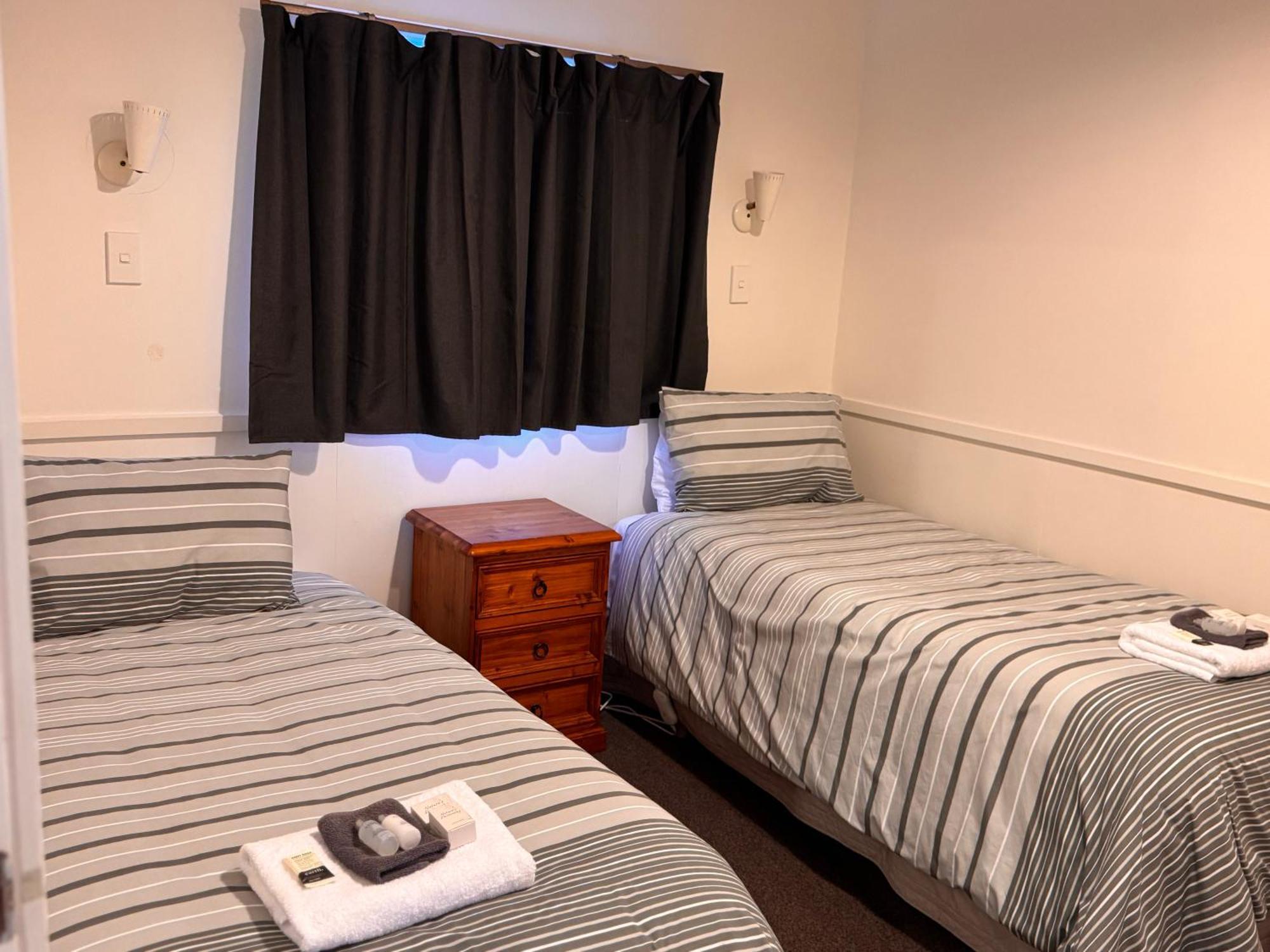 Wairoa Motel Экстерьер фото